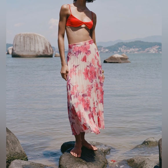 Zara metallic thread floral print pleated midi skirt 9878/055 - Picture 3 of 12